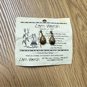 Cool and Unique Corn Women Earrings stud style corn kernel art jewelry NWT